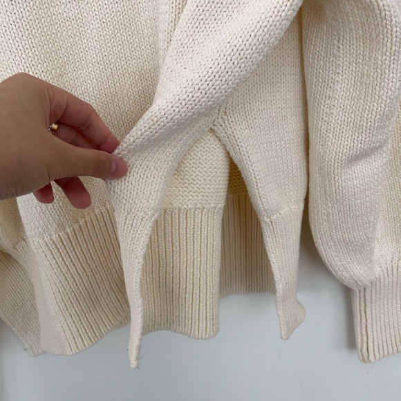 Theory Oversized Cream White Cotton Knit Sweater with Puff Sleeves, Petite - Picture 6 of 8